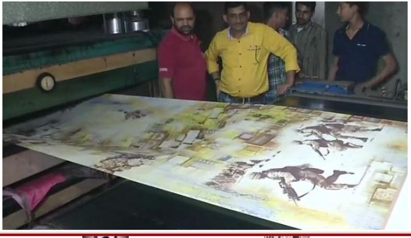 A textile mill in Gujrat's Surat paying tribute to the martyrs in a special way