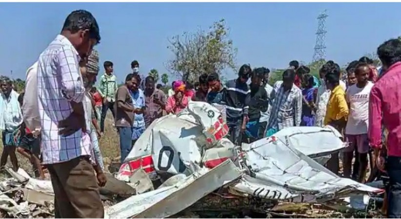 Training aircraft crashed at Nalgonda in Telangana, pilot died