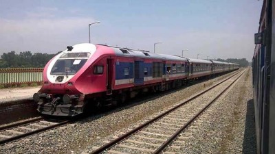 Indian Railways reactivates UTS facility ON MOBILE App to avoid congestion