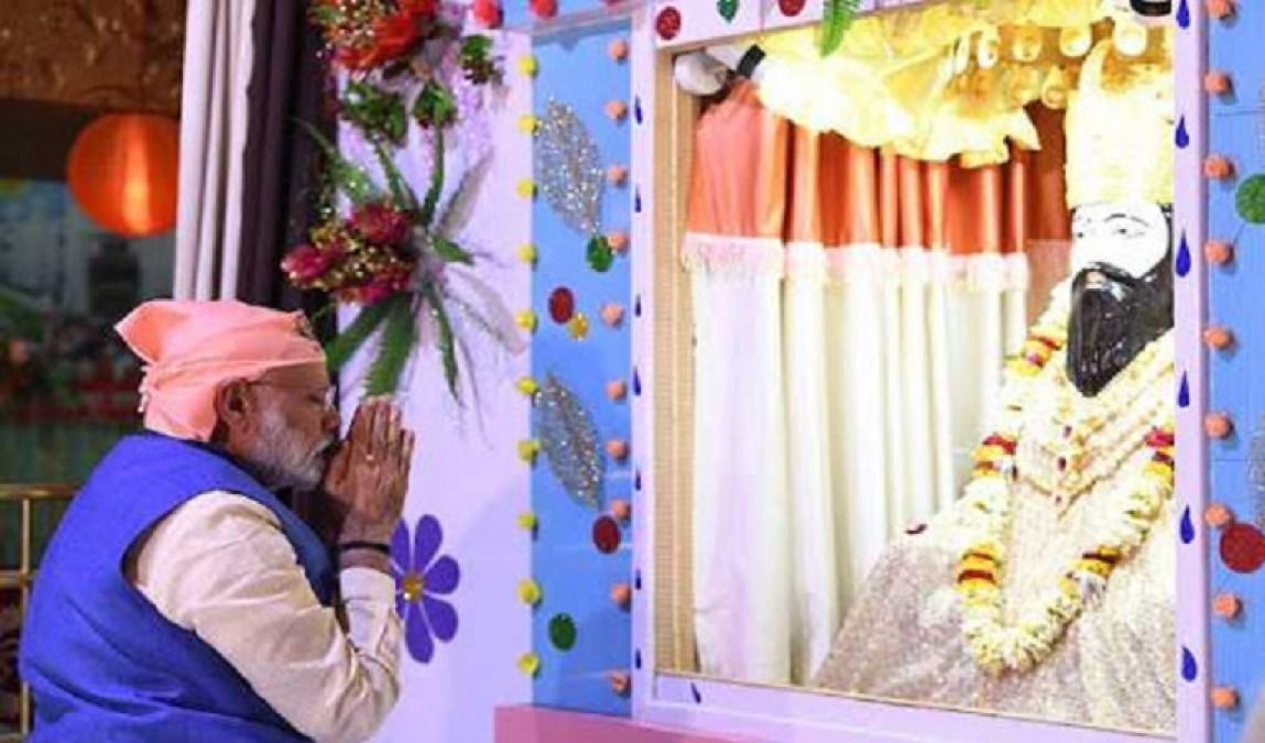 PM Modi pays homage to bhakti movement saint Ravidas