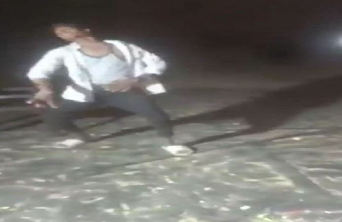 Watch,  Wedding Dance turns deadly, A man died in the middle of dance, Video went viral