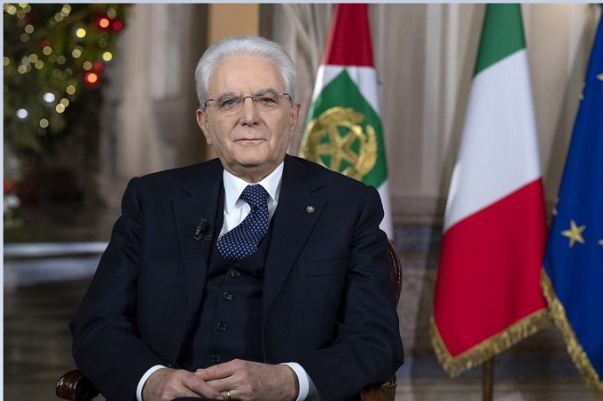 इटली  राष्ट्रपति ने नए साल के भाषण में नागरिकों को जिम्मेदारी की भावना के लिए बधाई दी