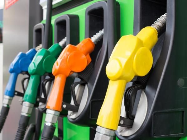 After two days pause Petrol, diesel become cheaper on Friday. Check New rates here