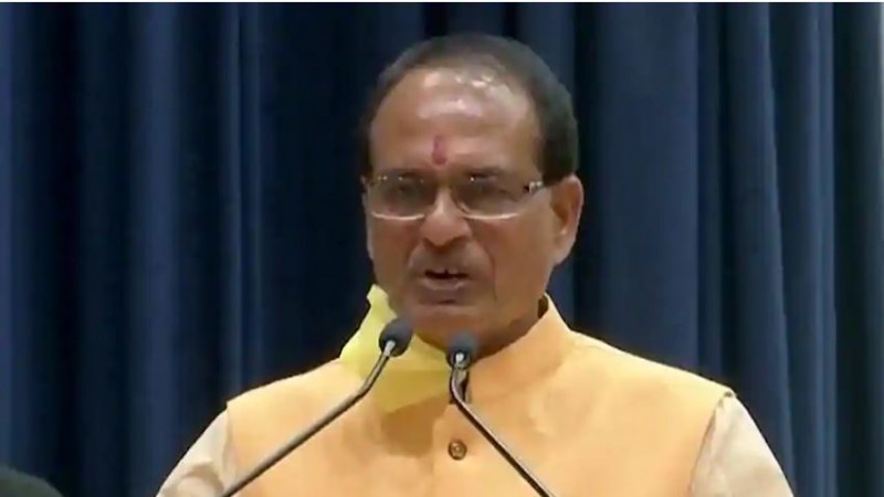 CM Shivraj Singh Chouhan asked the ministers to focus on their dept and bring new ideas