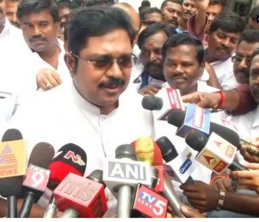 Dhinakaran condemned CM Palanisamy over special service for MLAs amidst statewide bus strike