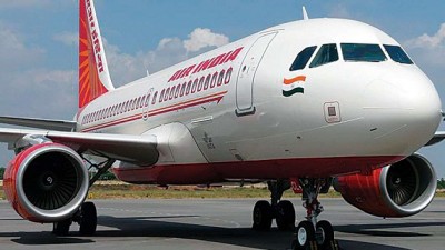 Air India flight from the UK lands in Delhi as New Coronavirus Strain Grow