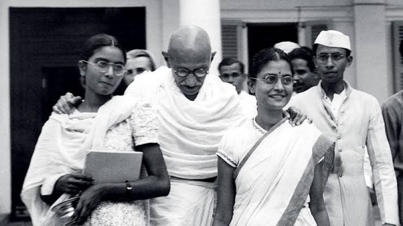 महात्मा गांधी को उनके काले कर्मों के बाद भी क्यों कहा जाता है महान!