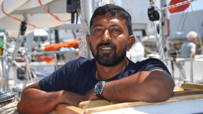केरल: नाविक अभिलाष टॉमी गोल्डन ग्लोब रेस 2022 की तैयारी के लिए भारतीय नौसेना से हुए सेवानिवृत्त