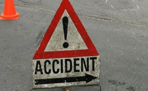 Three Person died in bus-truck collision