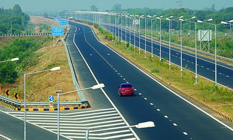 एक सप्ताह में रिकॉर्ड 534 किलोमीटर राजमार्गों का निर्माण: सरकार