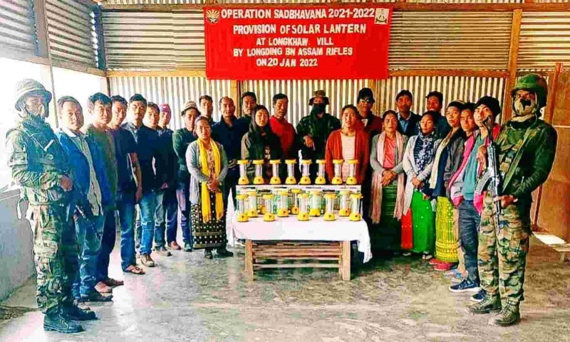 Mizoram: Longding Battalion of the Assam Rifles distributes solar lanterns