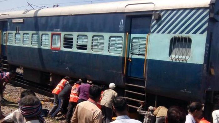 Ten coaches of 'Ranikhet Express' derails in Jaisalmer