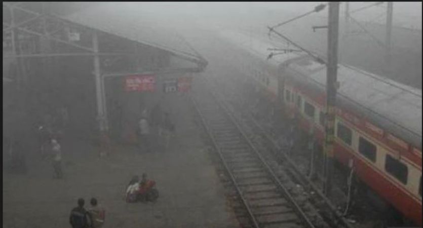 Delhi-NCR: Minimum temperature record 6 degrees Celsius, 11 trains delayed