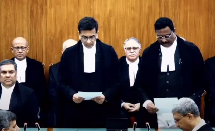 Supreme Court Welcomes New Judge: Chief Justice of Karnataka High Court P.B. Varale Sworn In