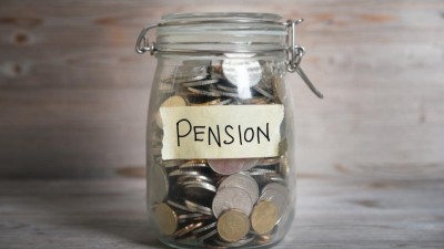 Center notifies Unified Pension scheme (UPS), will take effect from 1st April 2025, details inside