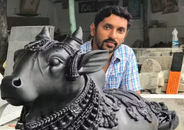 मूर्तिकार अरुण योगीराज को नहीं मिला अपने काम का पैसा !