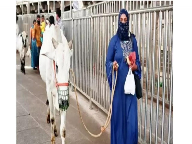 The Muslim women will make 'kode konku' for the first time in the Vemulawada temple