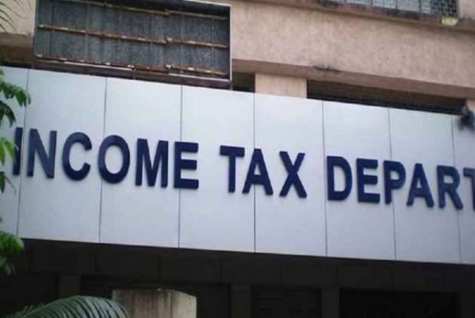 IT conducting raids at more than 70 locations in Tamil Nadu, following complaints of tax evasion