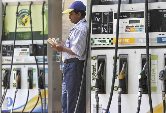 Petrol, diesel price falls, petrol priced at Rs 71.09 in capital