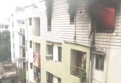 Fire Erupts in Patna's Boring Road Apartment, Swift Action by Fire Department