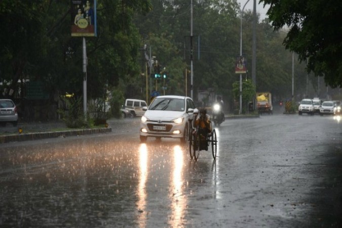 MP Weather Report: Rain brings relief from humid conditions in cities