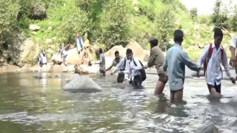 J &K: students are crossing River  to get Education