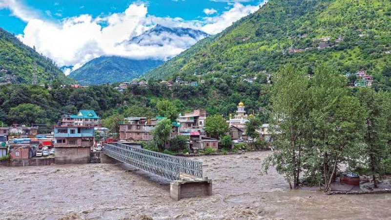 IMD predicts heavy rain in Himachal Pradesh for next 3-4 days