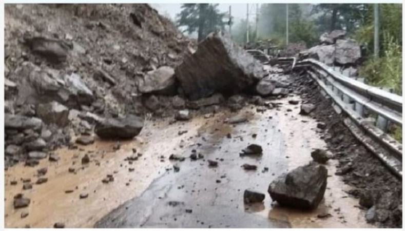 NH-5 shut due to landslide in Kinnaur; IMD issues heavy rainfall alerts