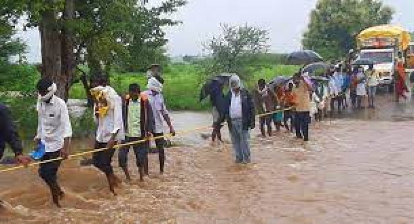 पुराने खम्मम जिले में भारी बारिश ने बढ़ाई लोगों की परेशानी