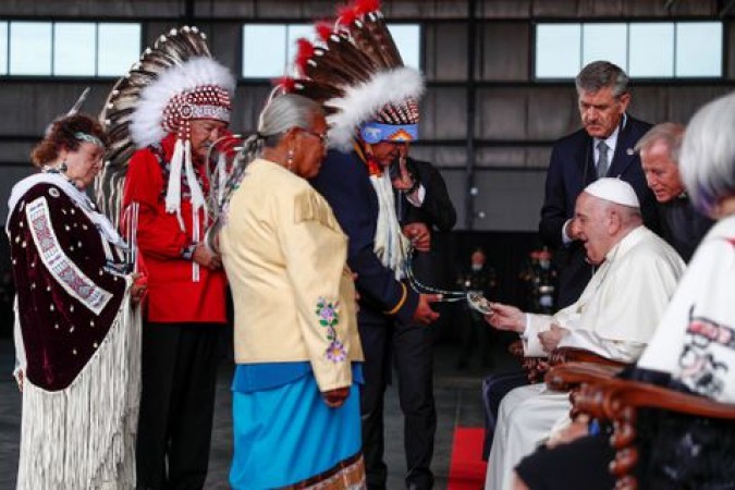 Pope arrives in Canada to apologize to indigenous groups for mistreatment of Catholic schools