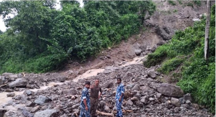 सिक्किम और पश्चिम बंगाल में कई भूस्खलन से तबाही, 1 की मौत अन्य हुए लापता