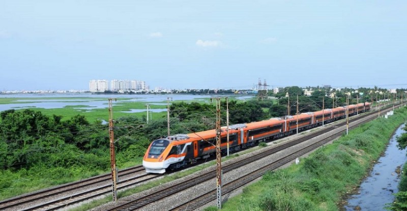 Kerala’s New Vande Bharat Express: Ernakulam-Bangalore Service Starts Today