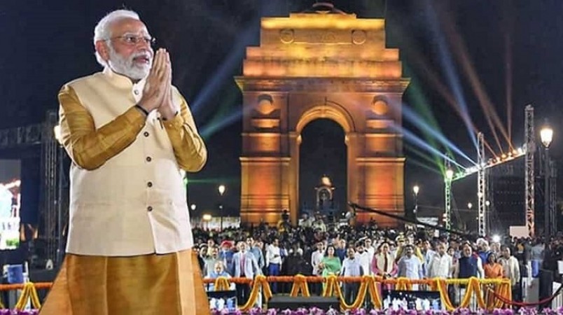 Modi's Pune Visit: From Lokmanya Tilak Award to Metro Trains Unveiling!