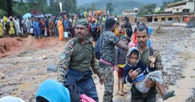 Indian Army Steps Up Rescue Efforts in Wayanad After Devastating Landslides, 1,000 Rescued