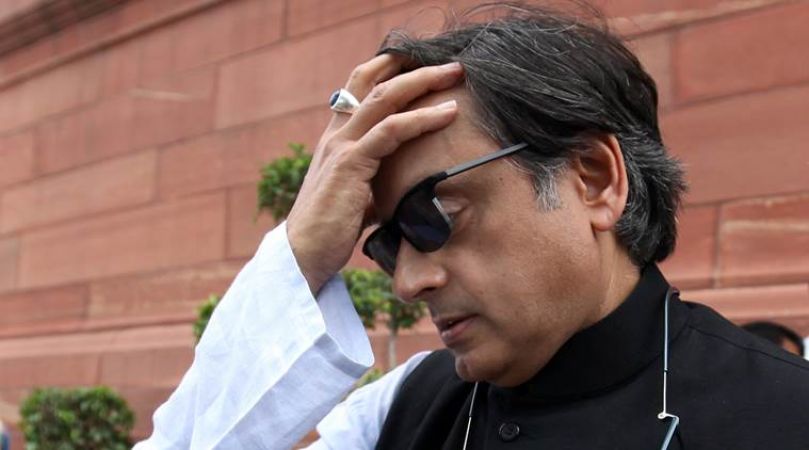 Court summons Shashi Tharoor as an accused in Sunanda Pushkar death case