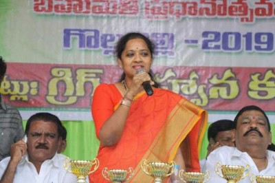 MP Chinta Anuradha appealed private organizations to came in support of Covid victims