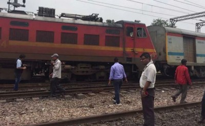 BREAKING: Tejas Rajdhani Express Coach Derails in Ghaziabad, No Injuries Reported