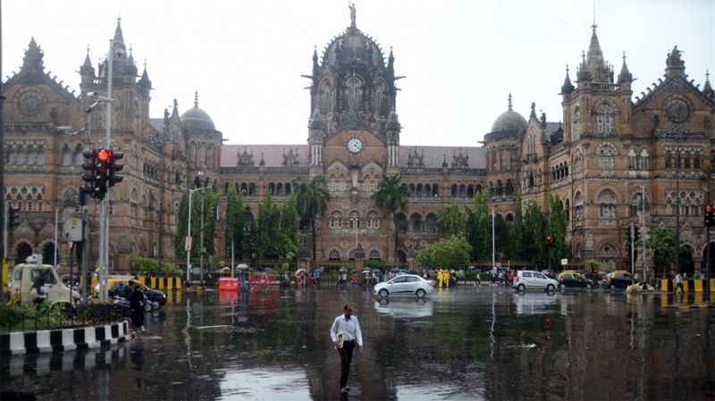 Mumbai is in high alert of 'very heavy rain', BMC issues warning