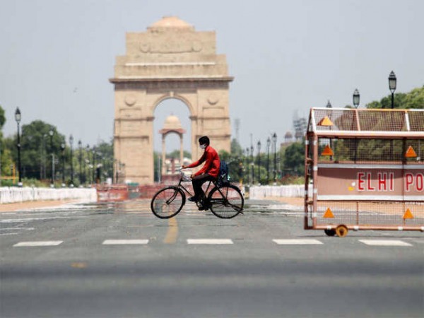 Delhi weather: Expect hot, dusty day says IMD