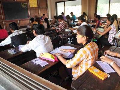 CBSE asks schools to complete pending class 12 practicals