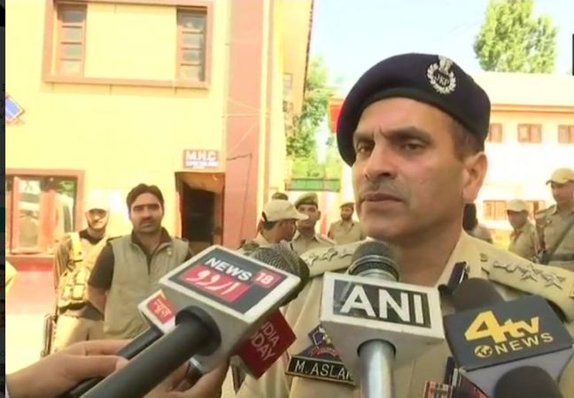 “2 officers dead one is critically injured “, SSP Pulwama on terrorist attack