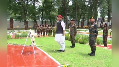 Defence Minister Rajnath Singh pays homage to Galwan heroes