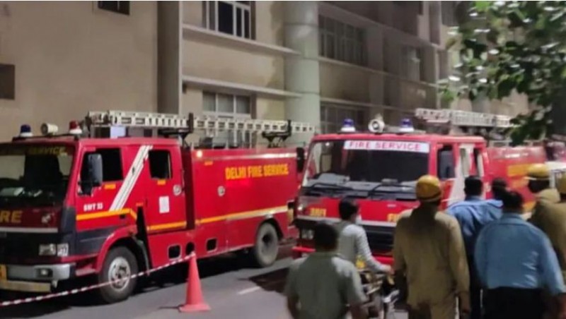 Fire breaks out at AIIMS hospital in New Delhi, No injury reported