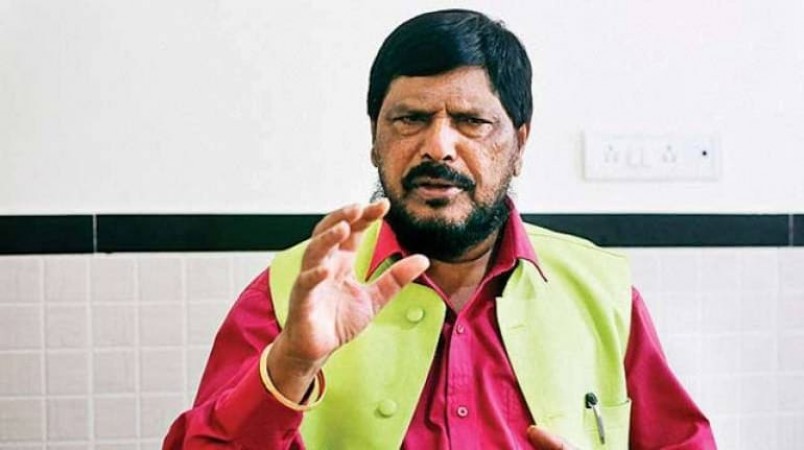 Demand of Union Minister Ramdas Athawale to ban on hotels selling Chinese food