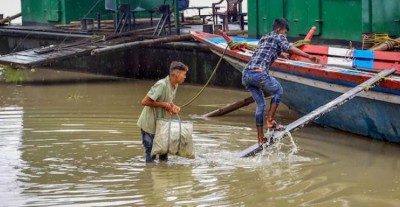 Assam Floods Worsen: IMD Issues Red Alert as Brahmaputra River Crosses Danger Mark