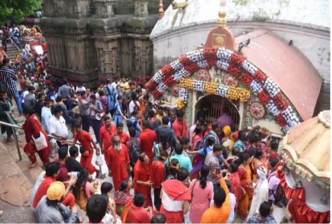 Devotees Flock to Guwahati's Kamakhya Temple for Ambubachi Mela