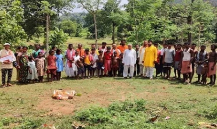 ओडिशा के 14 लोगों ने सनातन धर्म में की घर वापसी, बोले- धोखे में आकर बन गए थे ईसाई