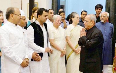 President Pranab Mukherjee's Iftar party skipped by BJP minister