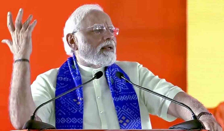 PM  Modi to lay foundation of Textile Park project in Lucknow