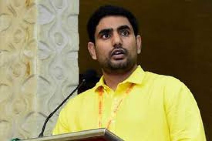 Andhra people do not want any early elections: Nara Lokesh